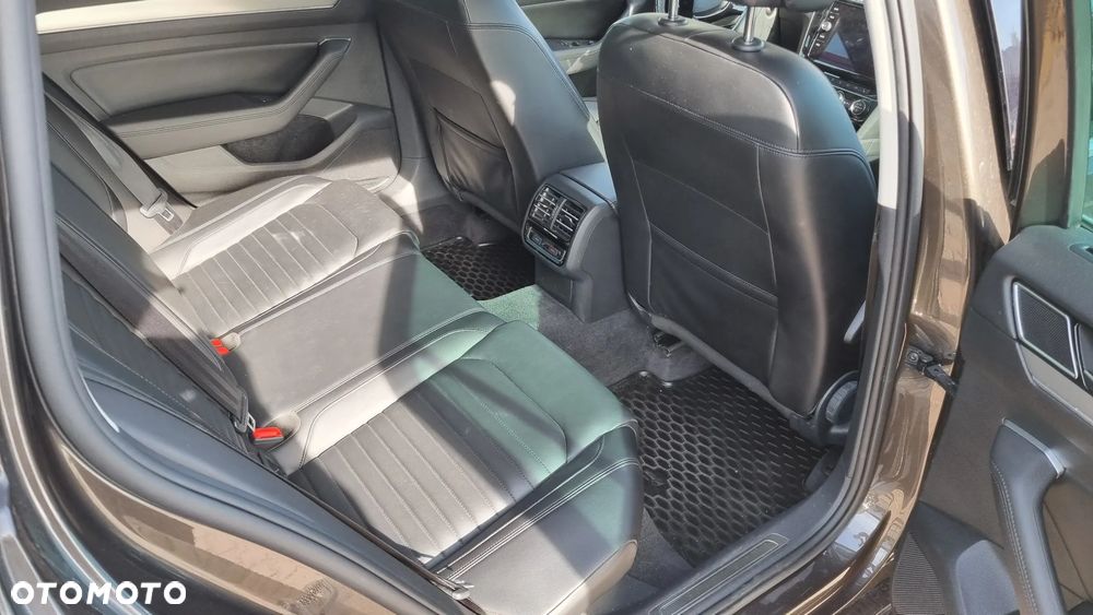 Volkswagen Passat Variant 2.0 TDI BMT Highline DSG - 19