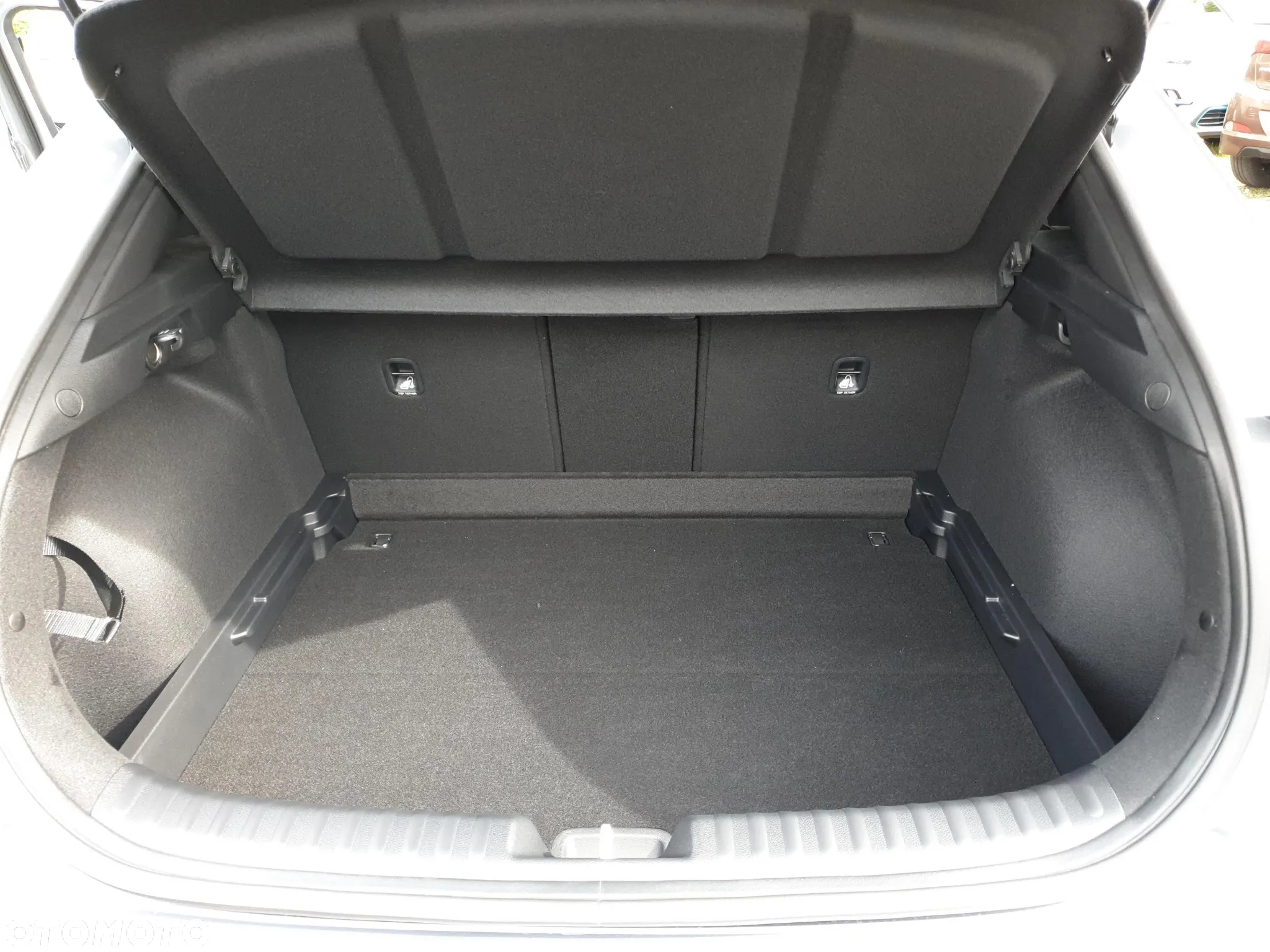 Kia XCeed 1.5 T-GDI L DCT - 13