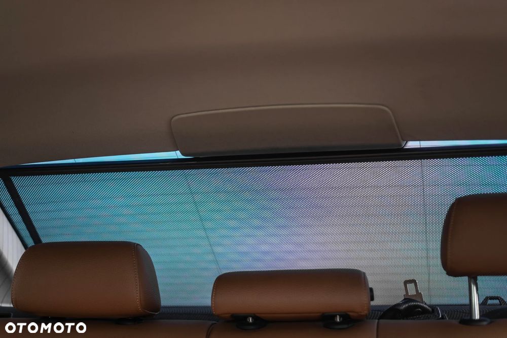 BMW Seria 3 335i xDrive - 20