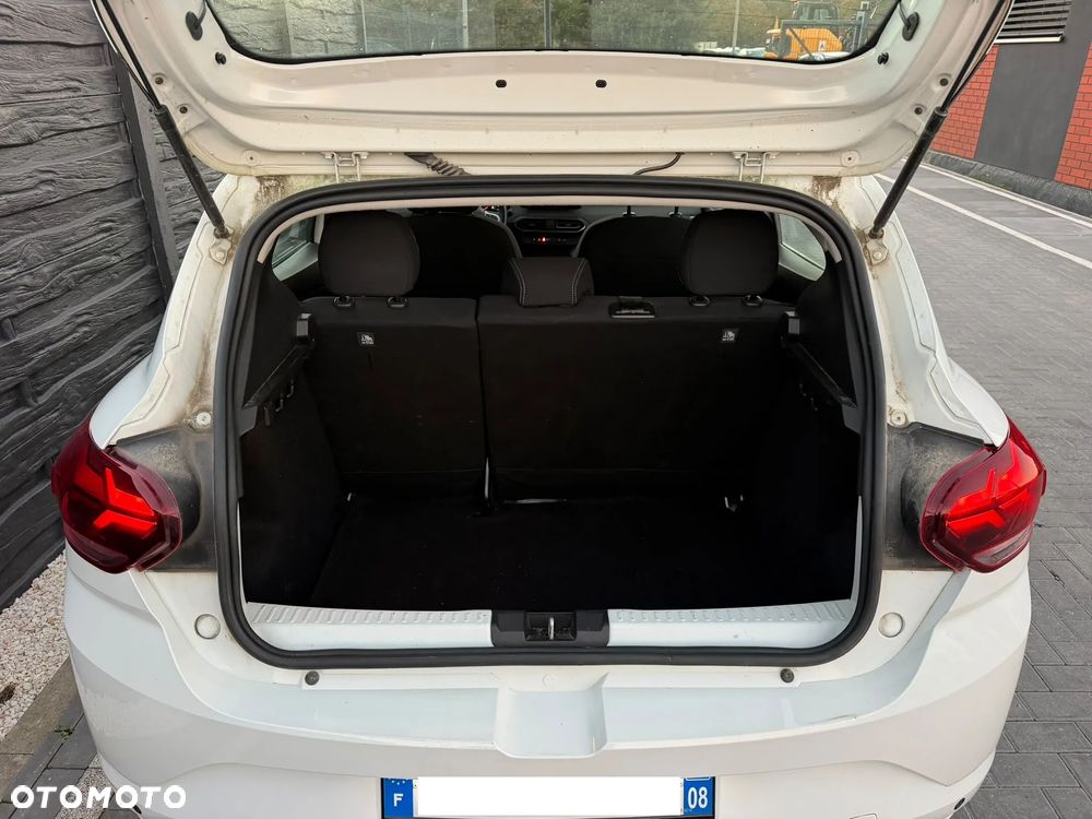 Dacia Sandero TCe 100 Essential - 18