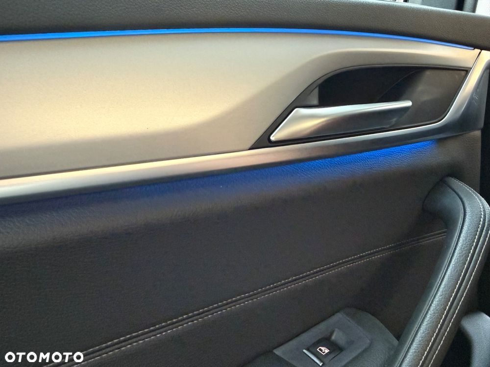 BMW Seria 5 530e M Sport sport - 39