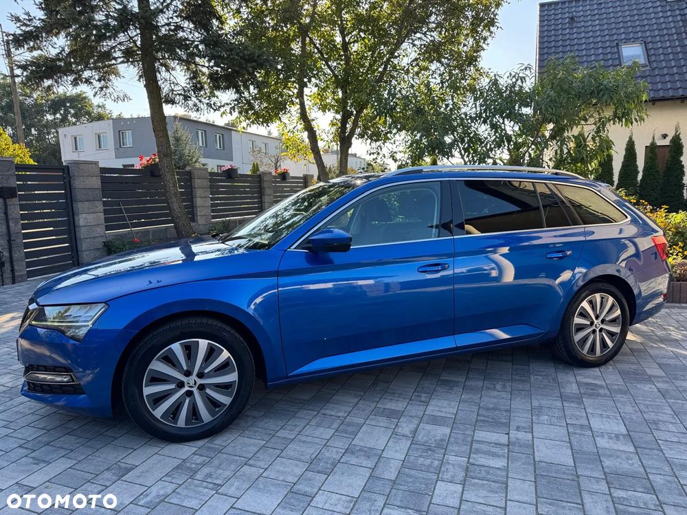 Skoda Superb 2.0 TDI SCR Style DSG - 1