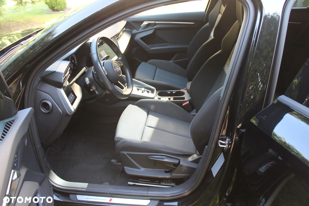 Audi A3 Sportback 1.4 TFSI e-tron Sport S tronic - 13