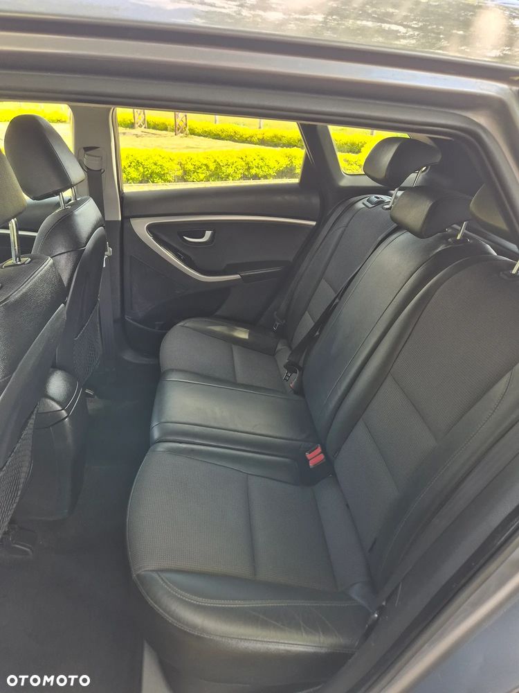 Hyundai i30 1.6 CRDi Premium - 7