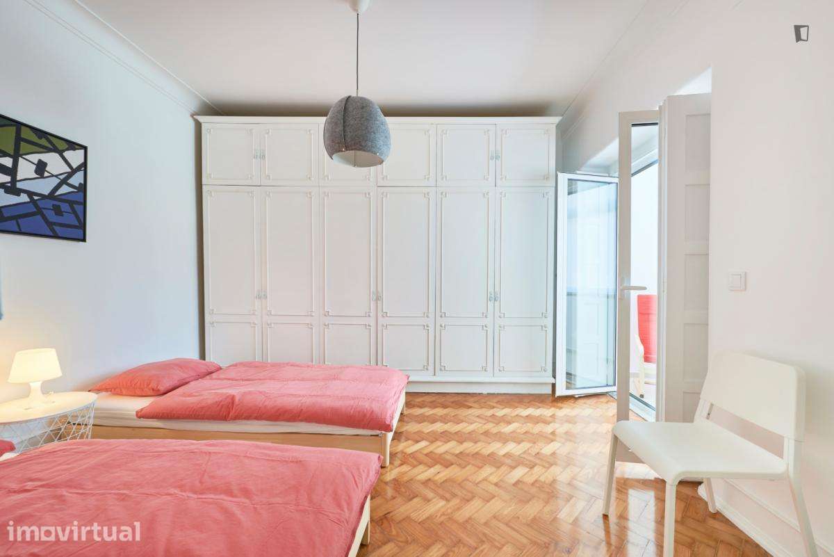 Quarto - localizado em Entrecampos Lisbon - Grande imagem: 2/28