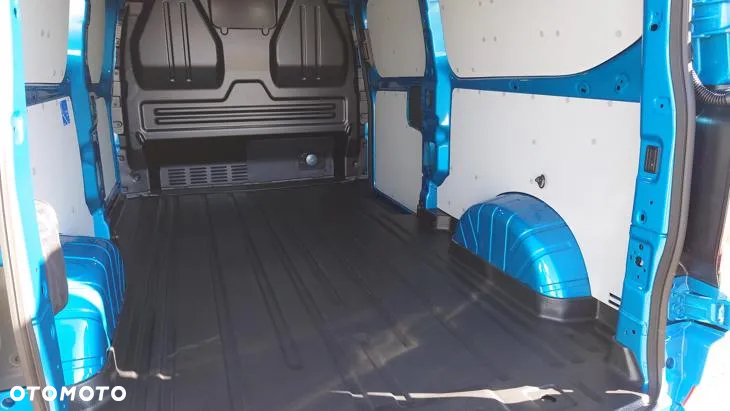 Ford Transit E-Custom - 26
