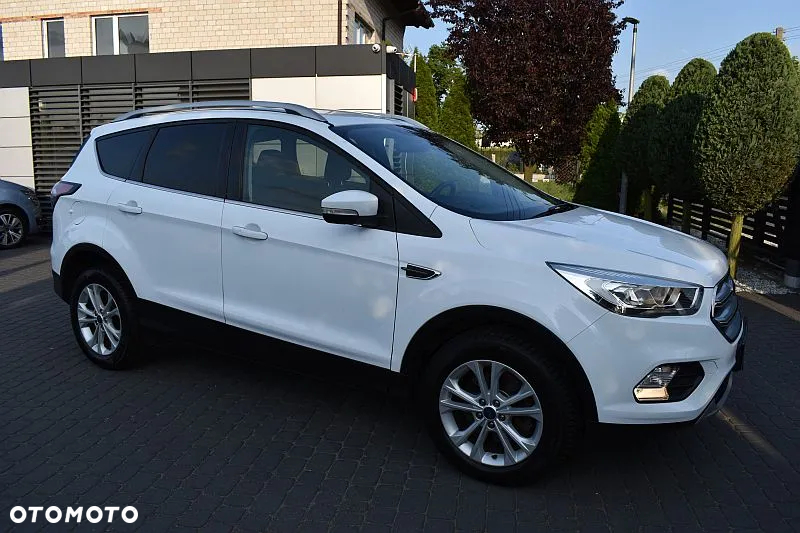 Ford Kuga 2.0 TDCi 4x2 Titanium - 40