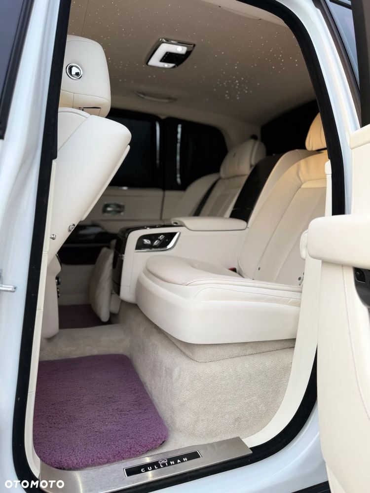 Rolls-Royce Cullinan - 11