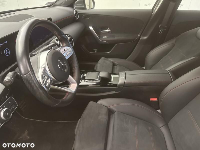 Mercedes-Benz Klasa A 200 AMG Line 7G-DCT - 11