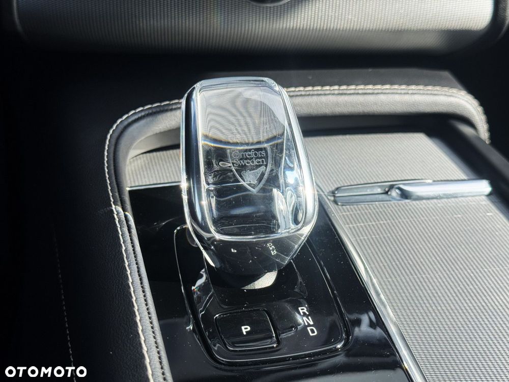 Volvo XC 90 - 18