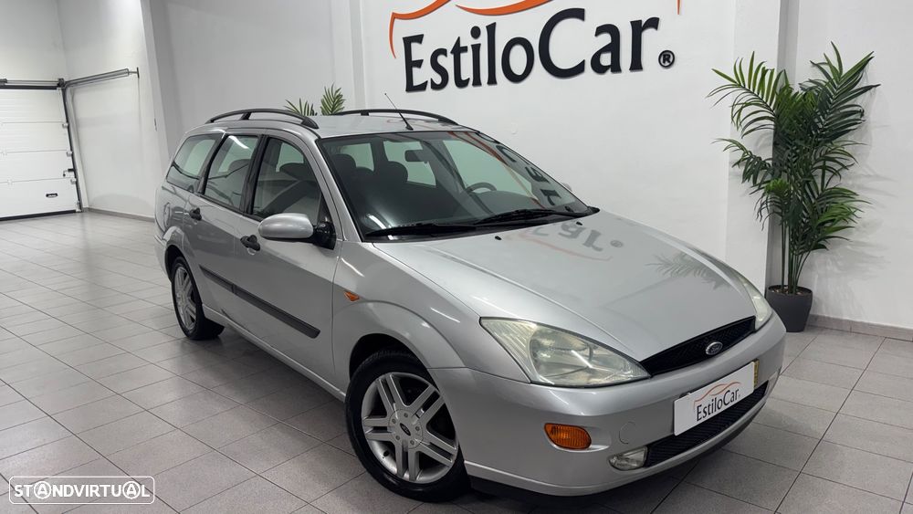 Ford Focus SW 1.8 TDdi Ghia - 12