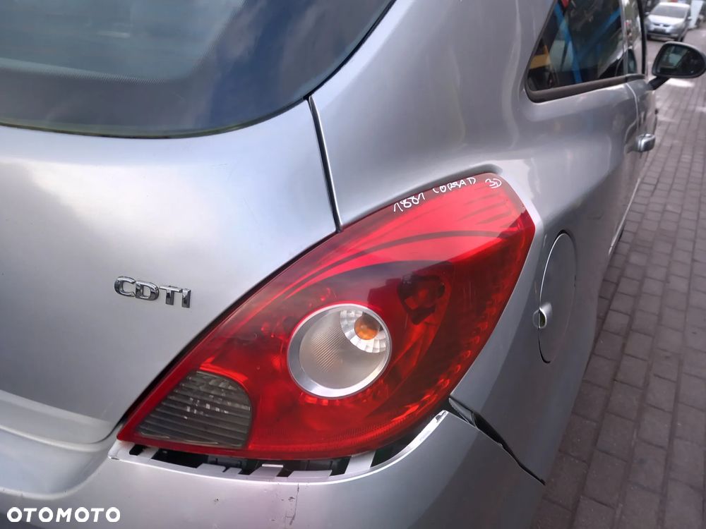 OPEL CORSA D 3 DRZWI LAMPA PRAWA TYLNA PRAWY TYŁ W BŁOTNIK - 1