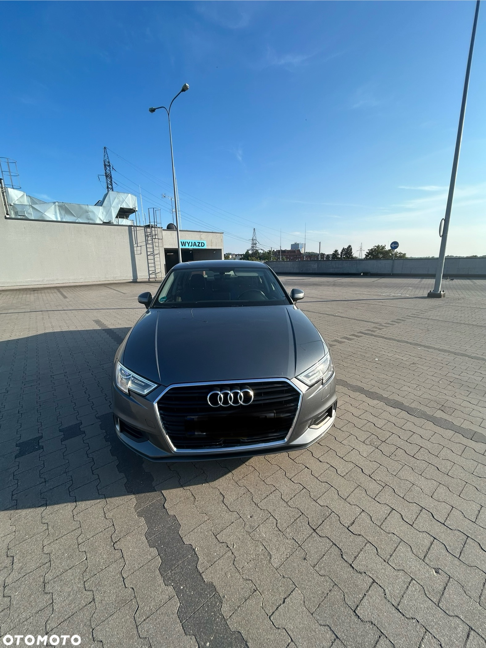 Audi A3 1.6 TDI Sport S tronic - 4