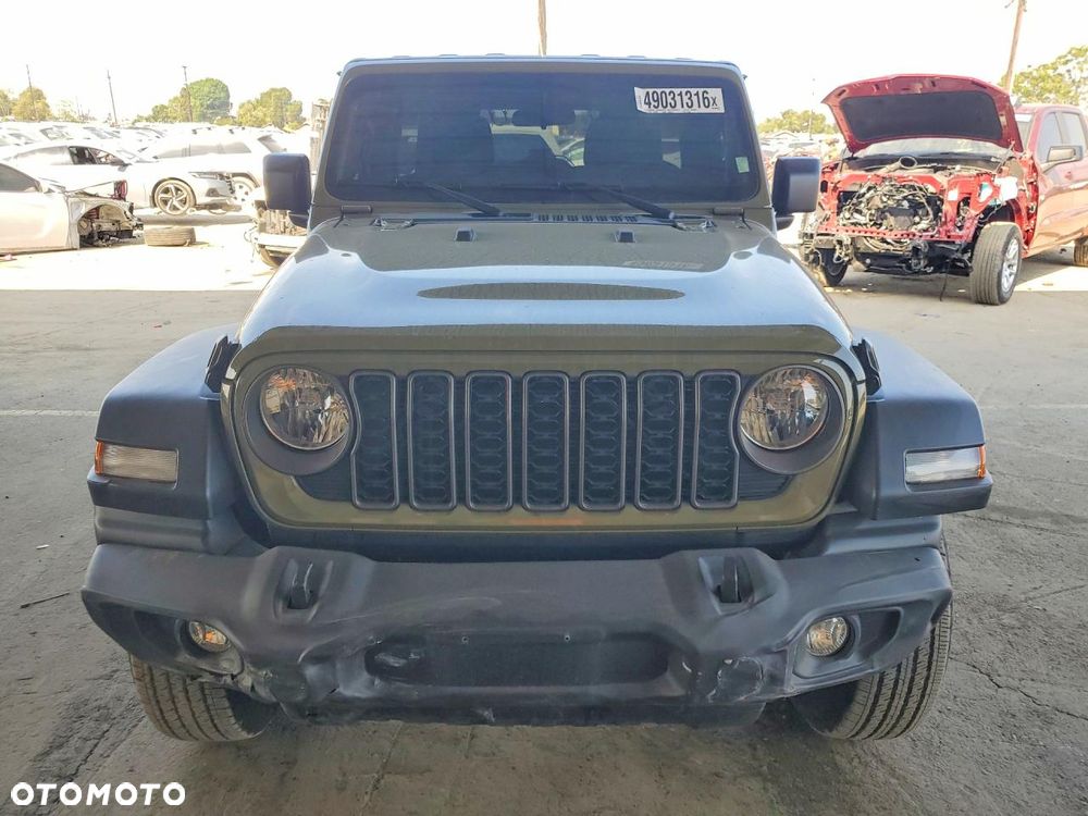 Jeep Wrangler Unlimited GME 2.0 Turbo Sahara - 6