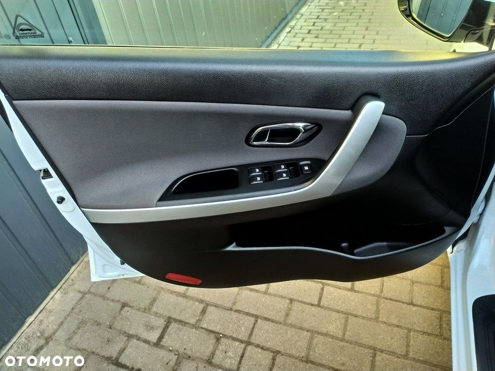 Kia Ceed 1.6 GDI L Business Line DCT - 14