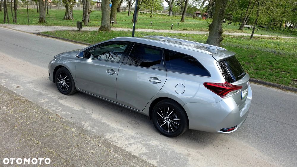 Toyota Auris - 28