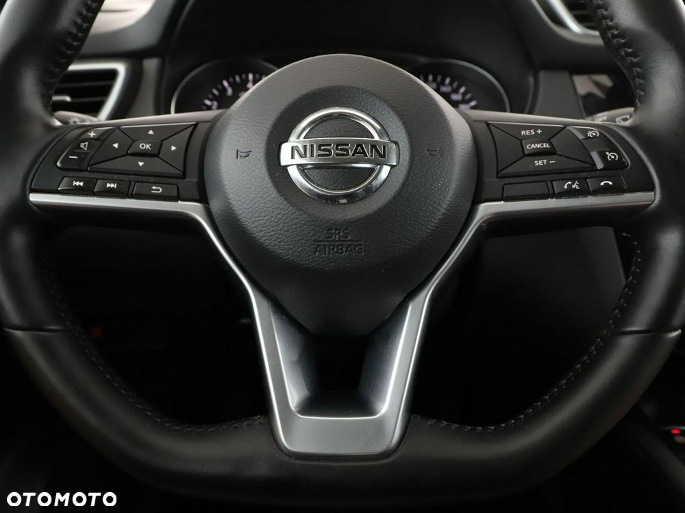 Nissan Qashqai 1.6 DIG-T N-Connecta - 22