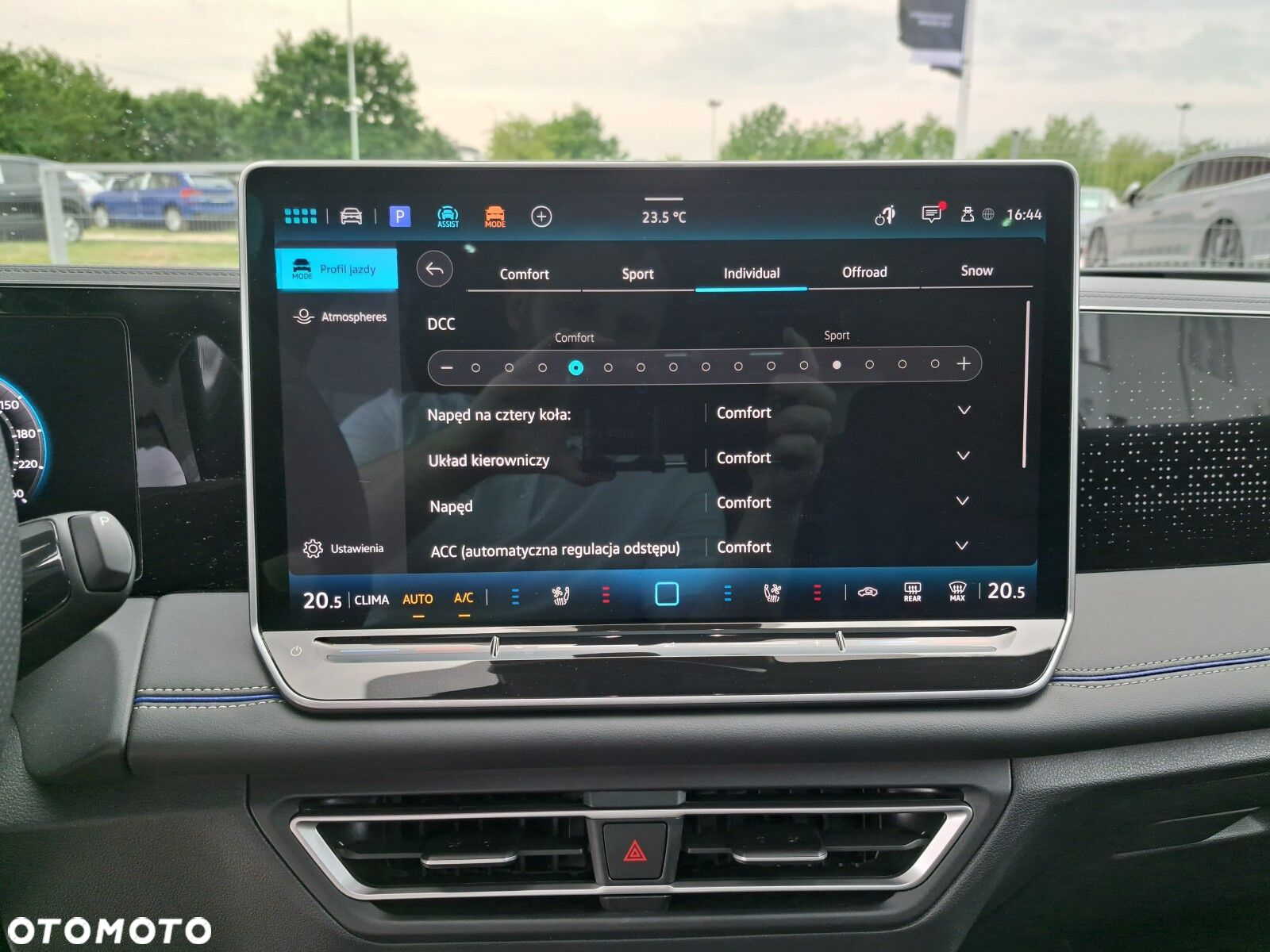 Volkswagen Tiguan 2.0 TSI 4Mot R-Line Plus DSG - 30