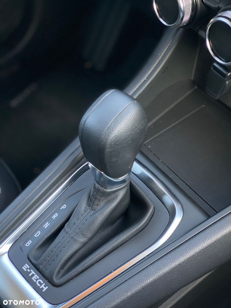 Renault Captur 1.6 E-TECH Full Hybrid 145 Intens - 11