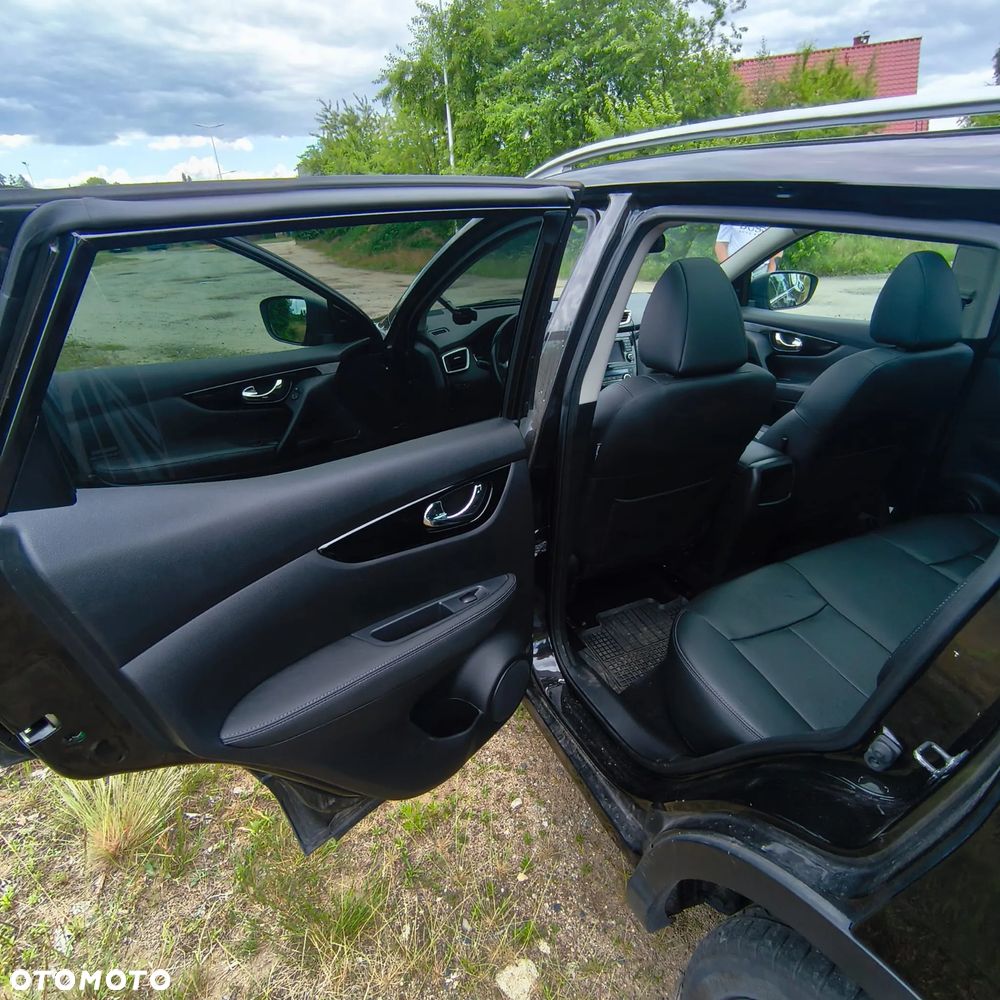 Nissan Qashqai 1.6 DCi Black Edition EU6 - 11