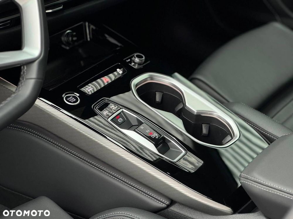 Audi A6 Avant - 13