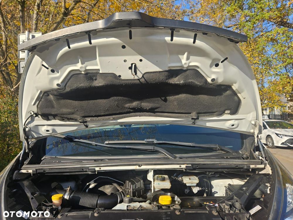 Renault Trafic - 31