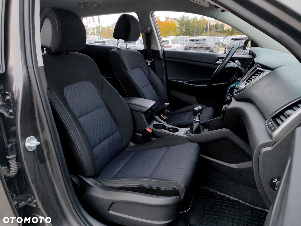 Hyundai Tucson 1.6 GDI BlueDrive Comfort 2WD - 16