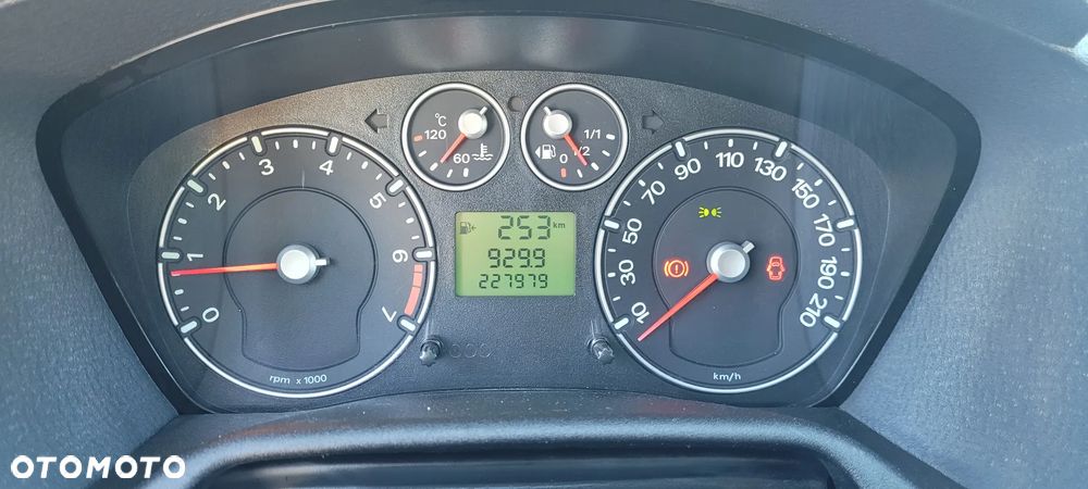 Ford Fusion 1.4 Fun - 13