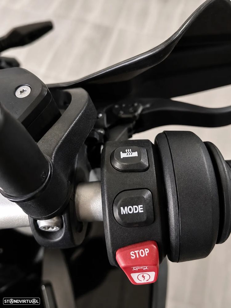 BMW F 850 GS Triple Black - 10