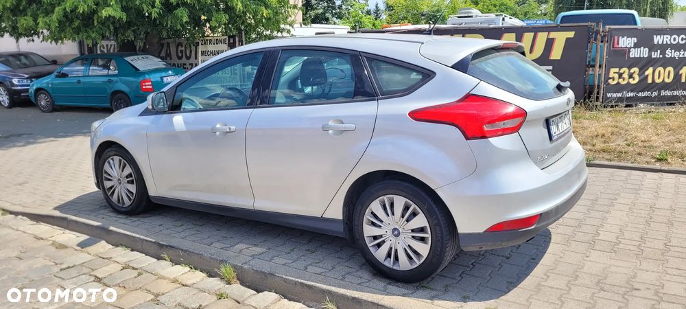 Ford Focus 1.5 TDCi Trend - 10