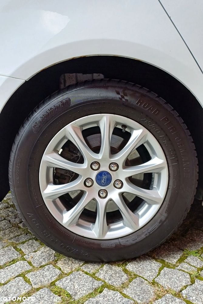 Ford Mondeo 2.0 TDCi STart-Stopp Titanium - 32