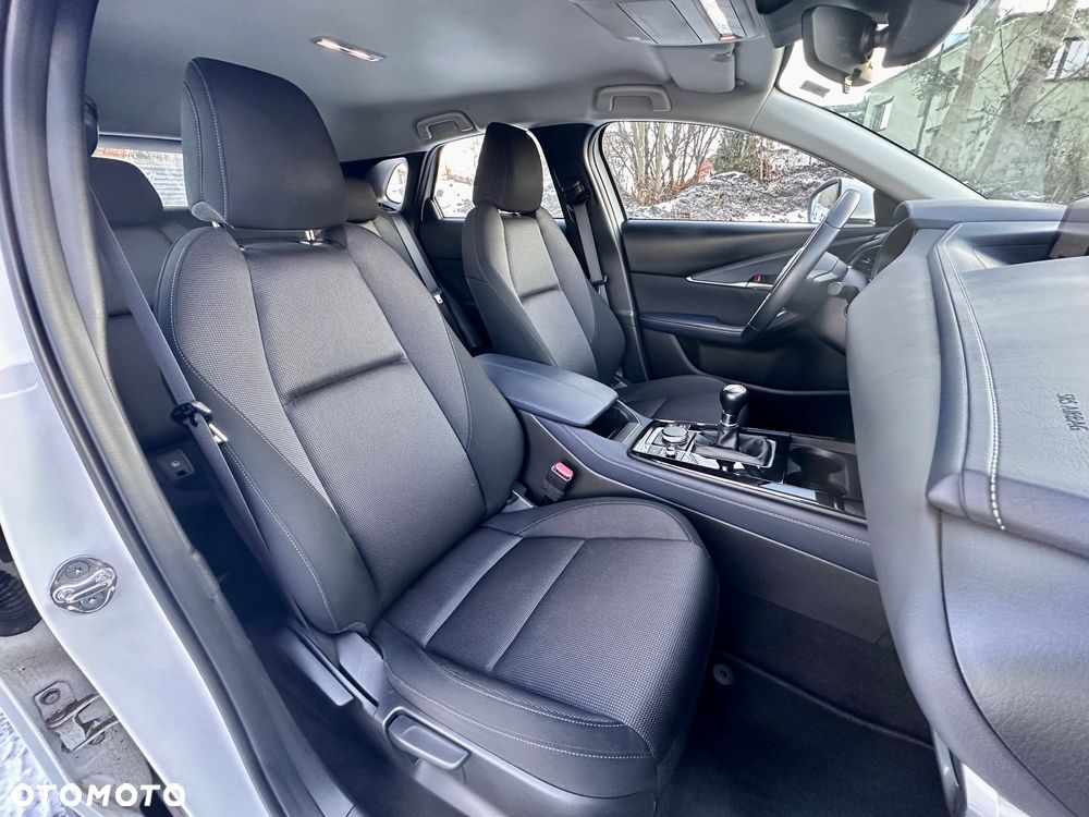 Mazda CX-30 2.0 mHEV Hikari 2WD - 28