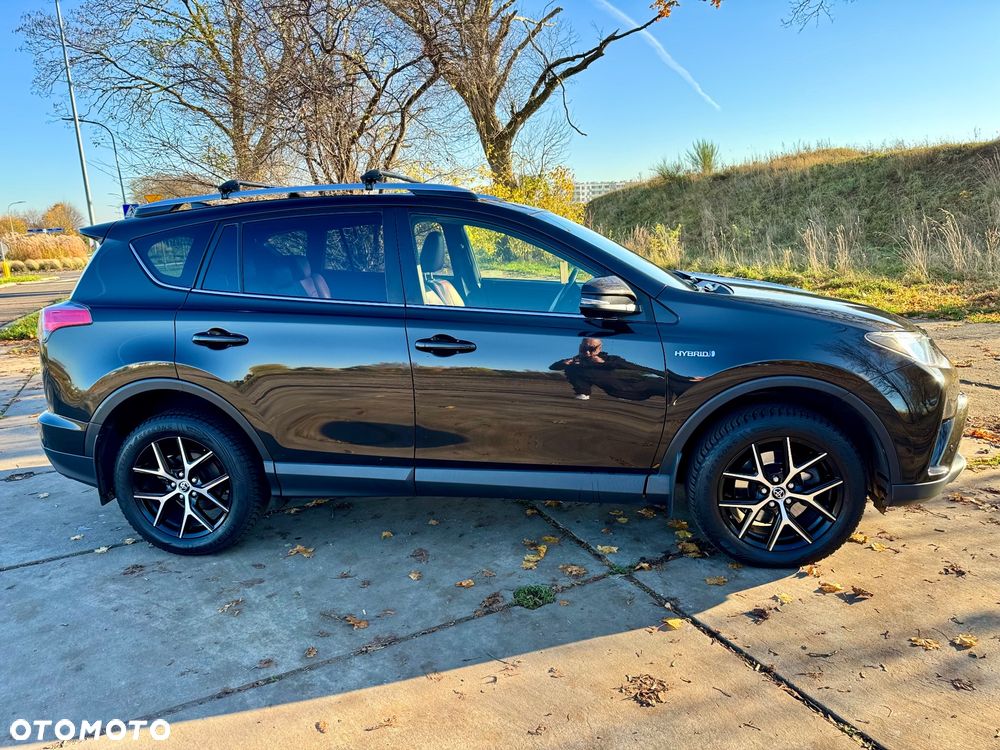 Toyota RAV4 Hybrid Selection 4x2 - 2