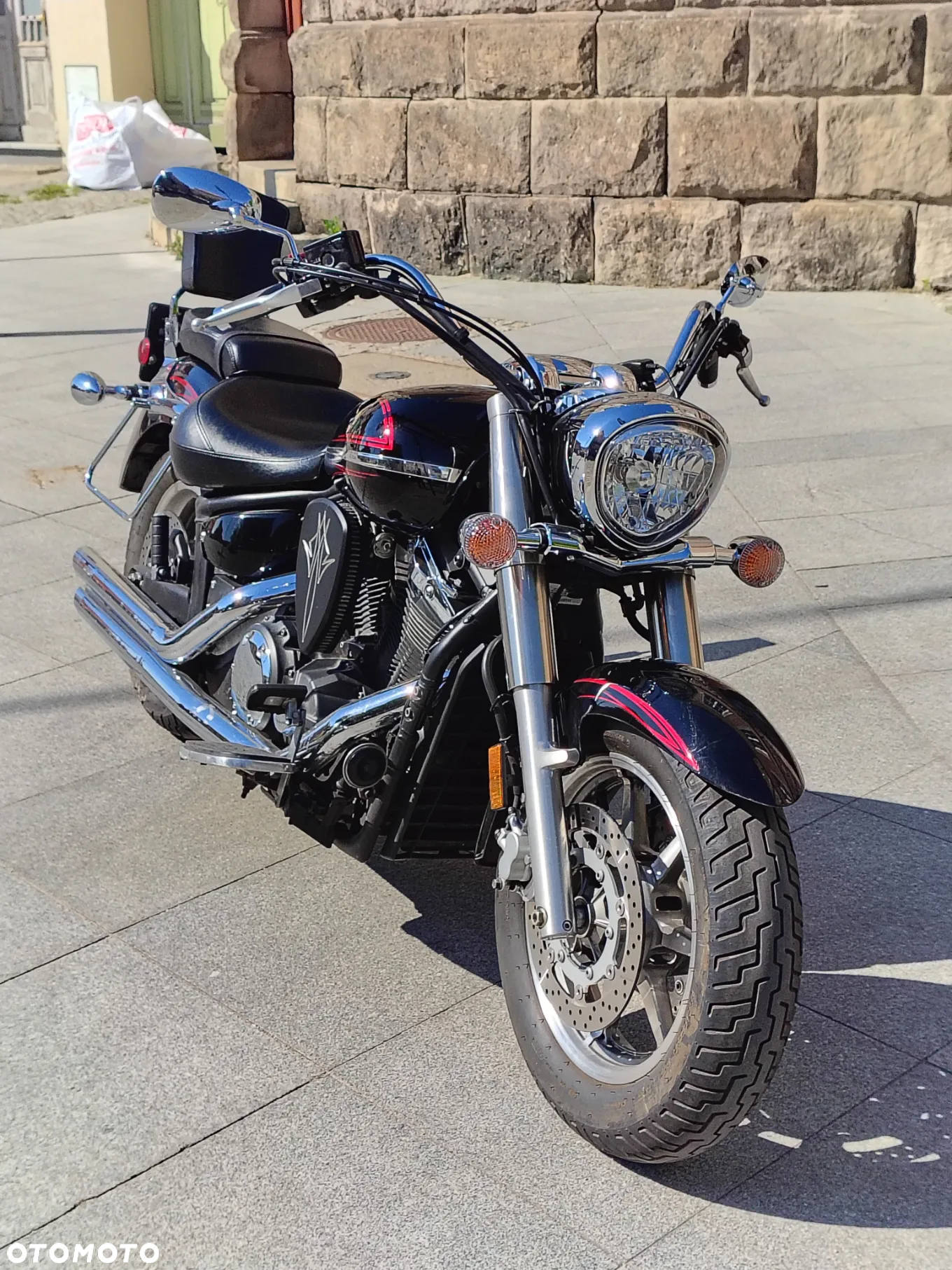 Yamaha XVS - 12