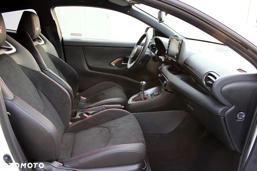 Toyota GR Yaris - 28