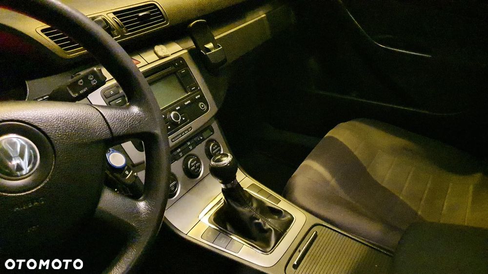 Volkswagen Passat Variant 2.0 TDI Comfortline - 8