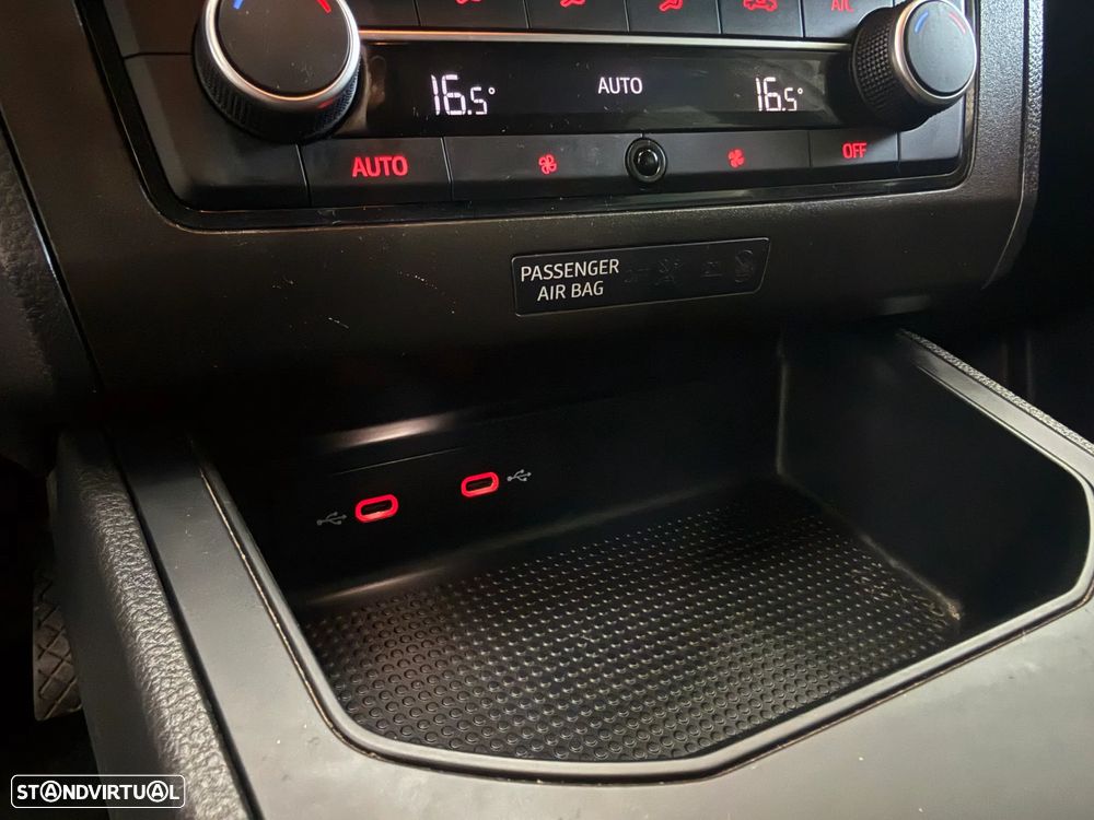 SEAT Ibiza 1.0 TSI FR DSG - 27