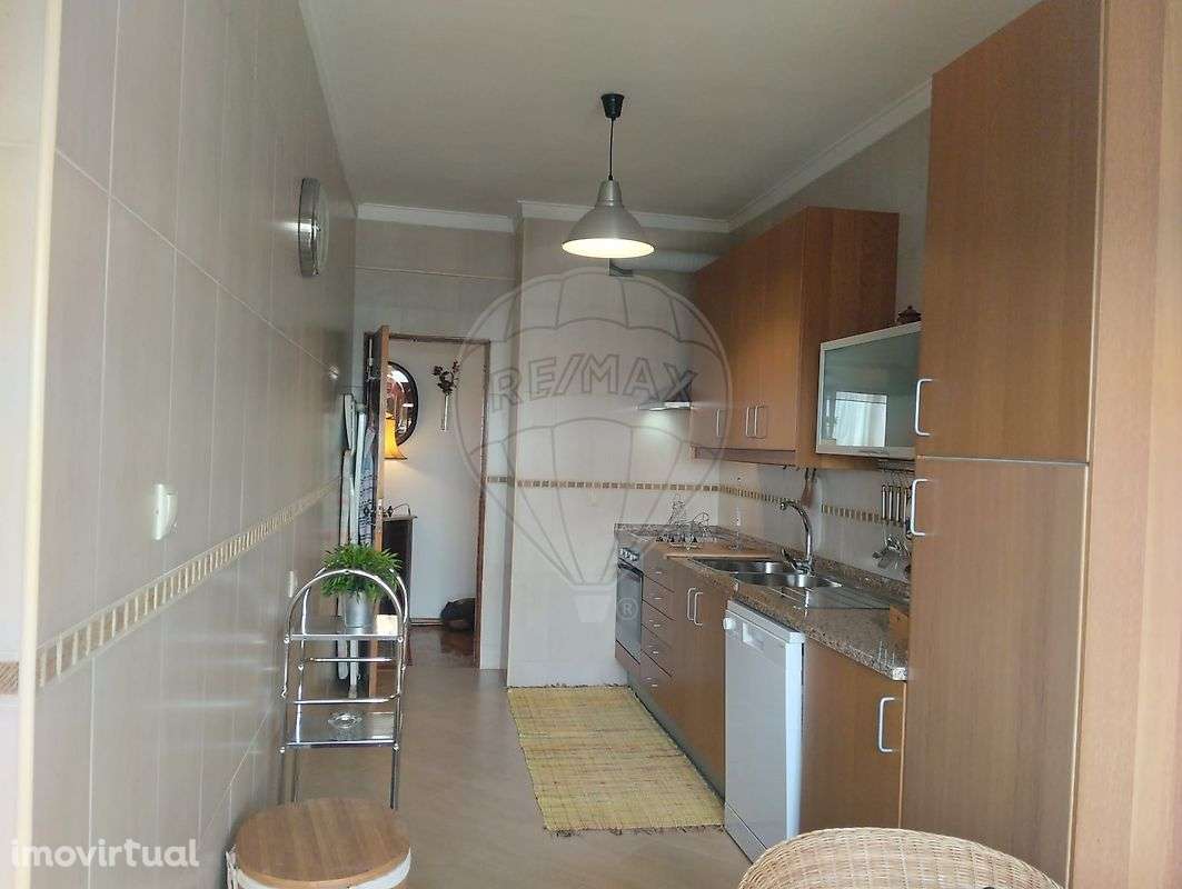 Apartamento T2 para arrendamento - Grande imagem: 2/15