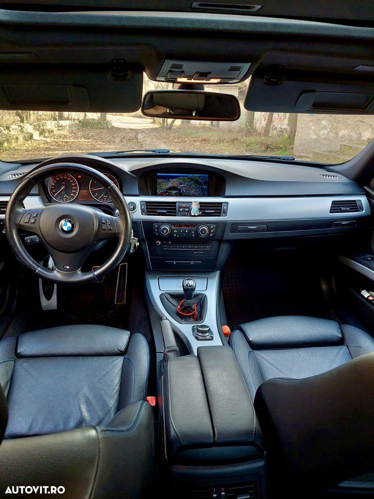 BMW Seria 3 318i - 5