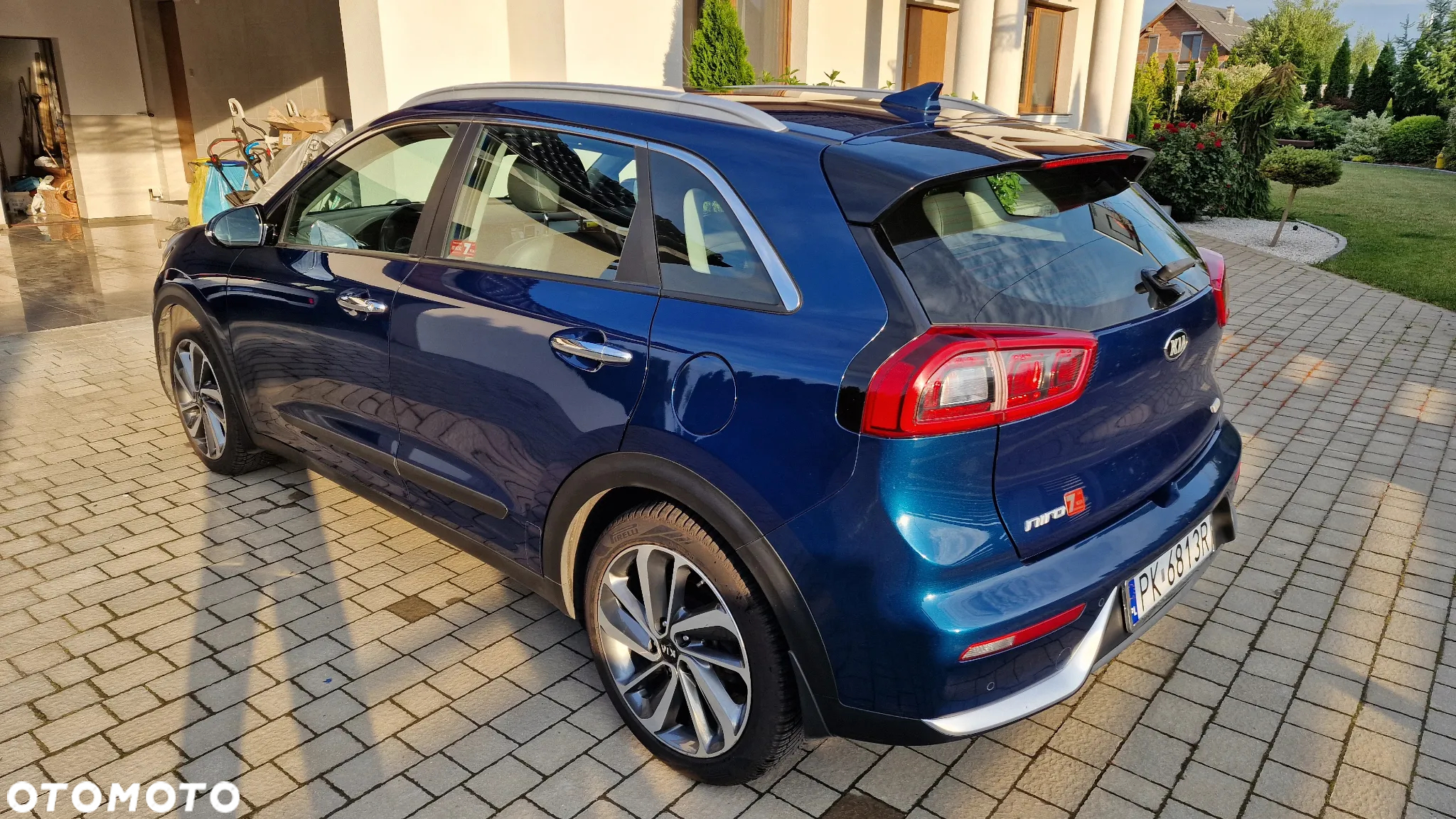 Kia Niro 1.6 GDI Hybrid M - 8