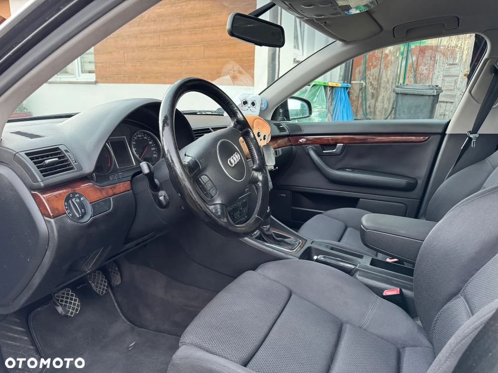 Audi A4 ver-3-0-quattro - 11