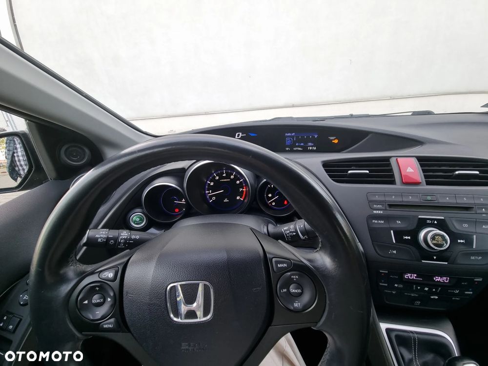 Honda Civic 1.8 Sport - 13