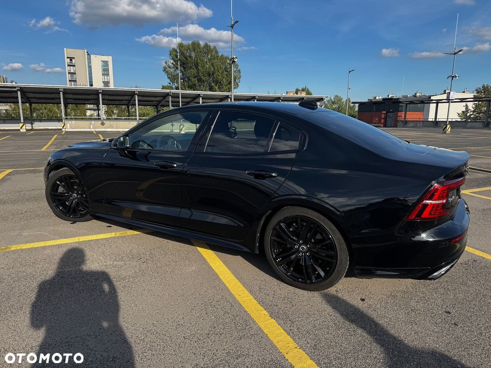 Volvo S60 T5 R-Design - 22