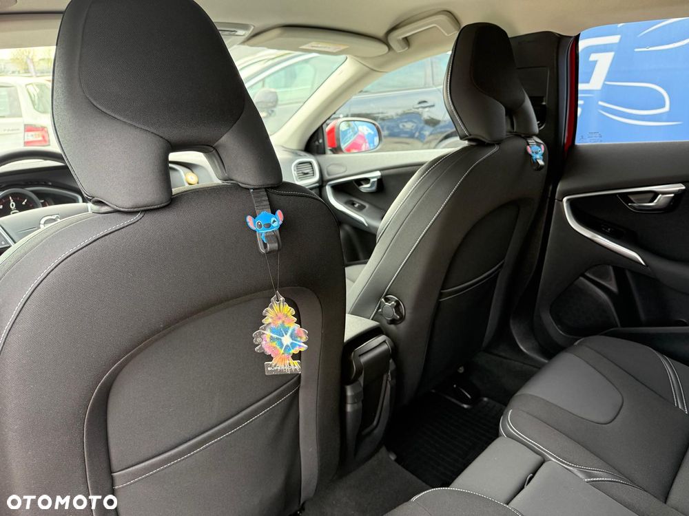 Volvo V40 D2 Geartronic - 13