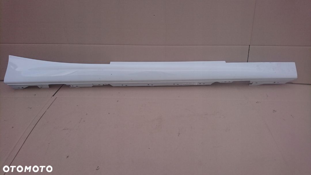 Próg prawy BMW 1 LCI lift F21/22/23 M-PAKIET - 1