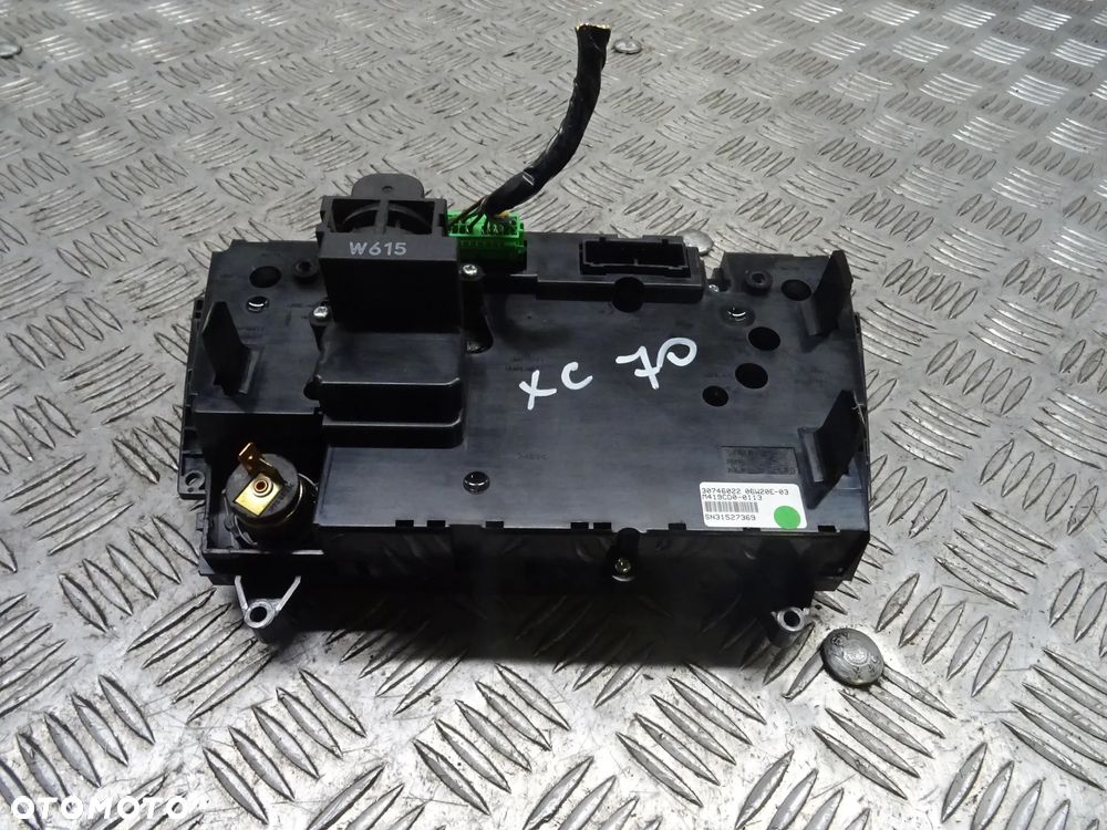 VOLVO XC70 01-07 2.5T 210KM PANEL NAWIEWU 30746022 - 2