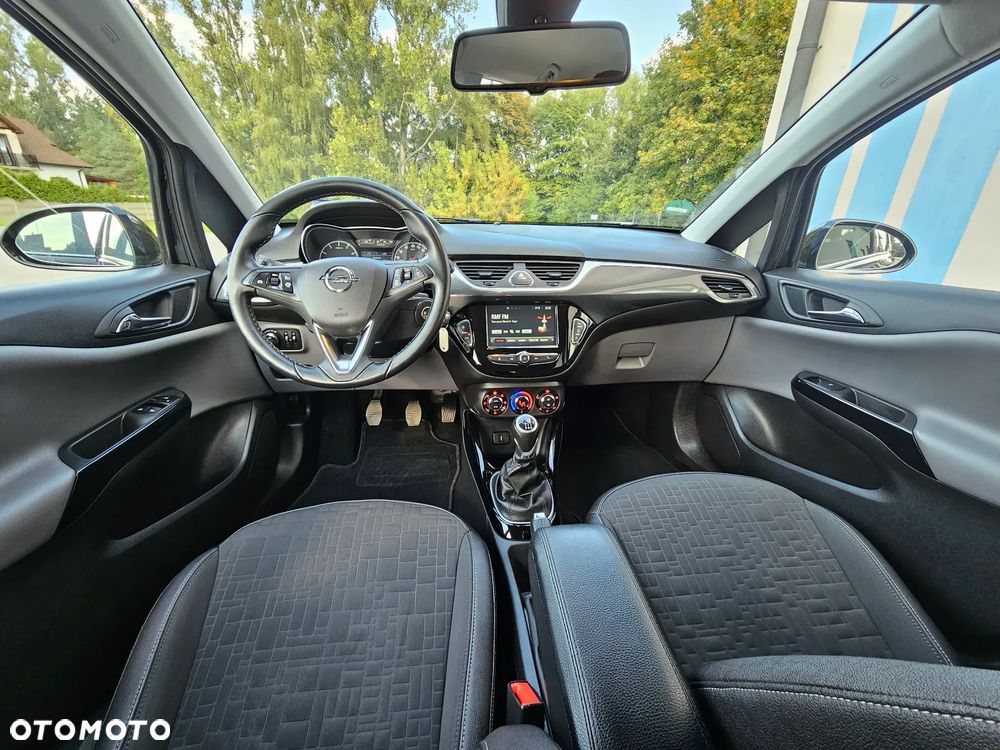 Opel Corsa 1.4 16V Cosmo - 8