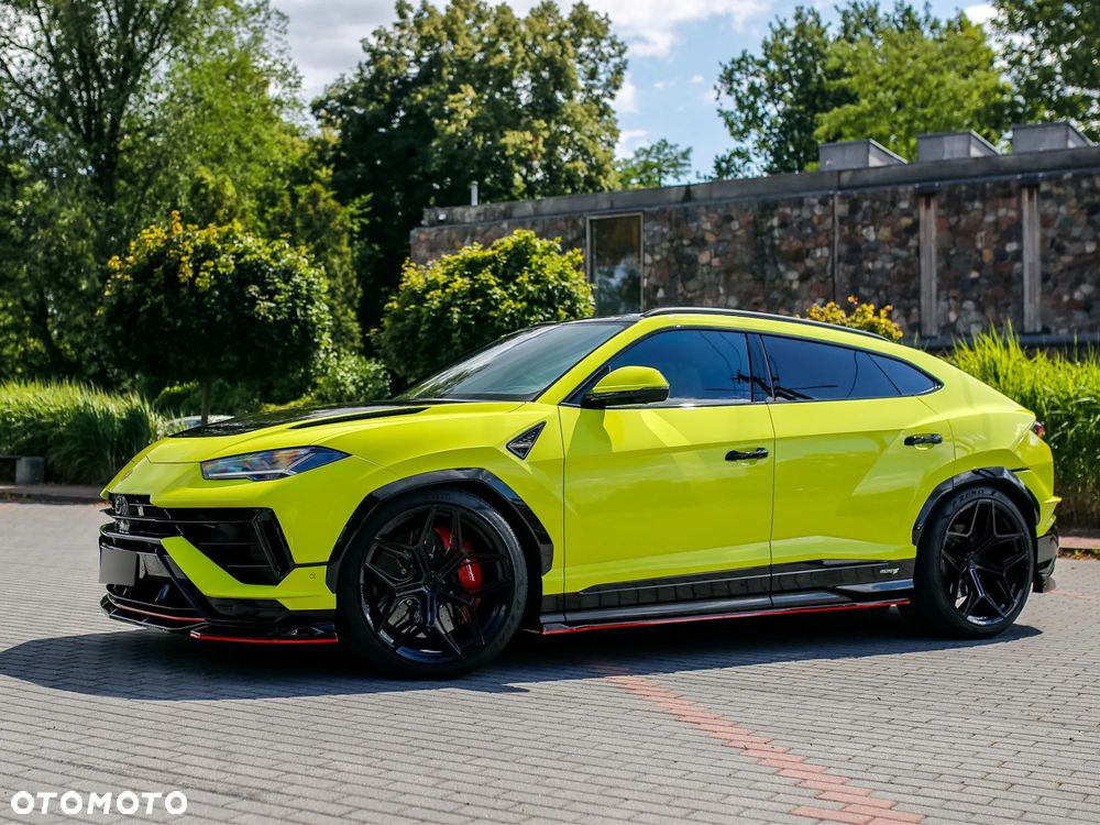 Lamborghini Urus - 4