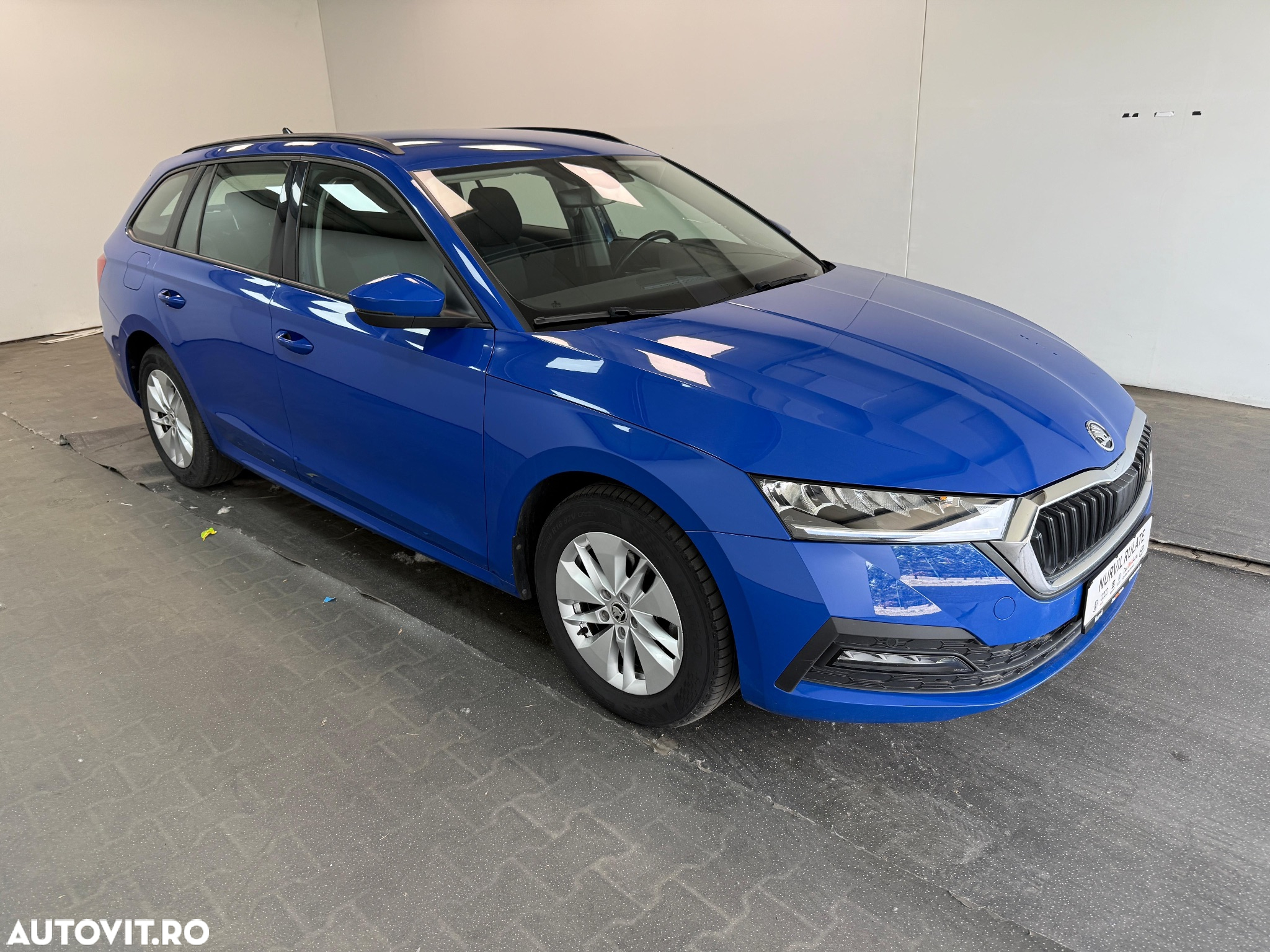 Skoda Octavia Combi Diesel 2.0 TDI DSG Ambition - 30
