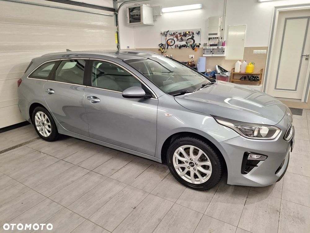 Kia Ceed 1.4 CVVT ISG Dream Team Edition - 14